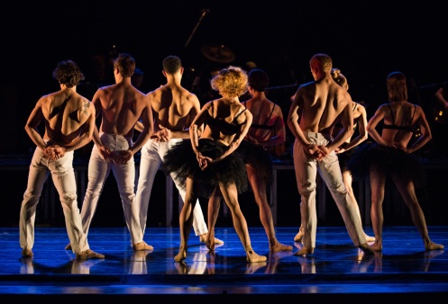 Cincinnati Ballet in Adam Hougland’s “Hummingbird in a Box”. Photo: Amy Harris